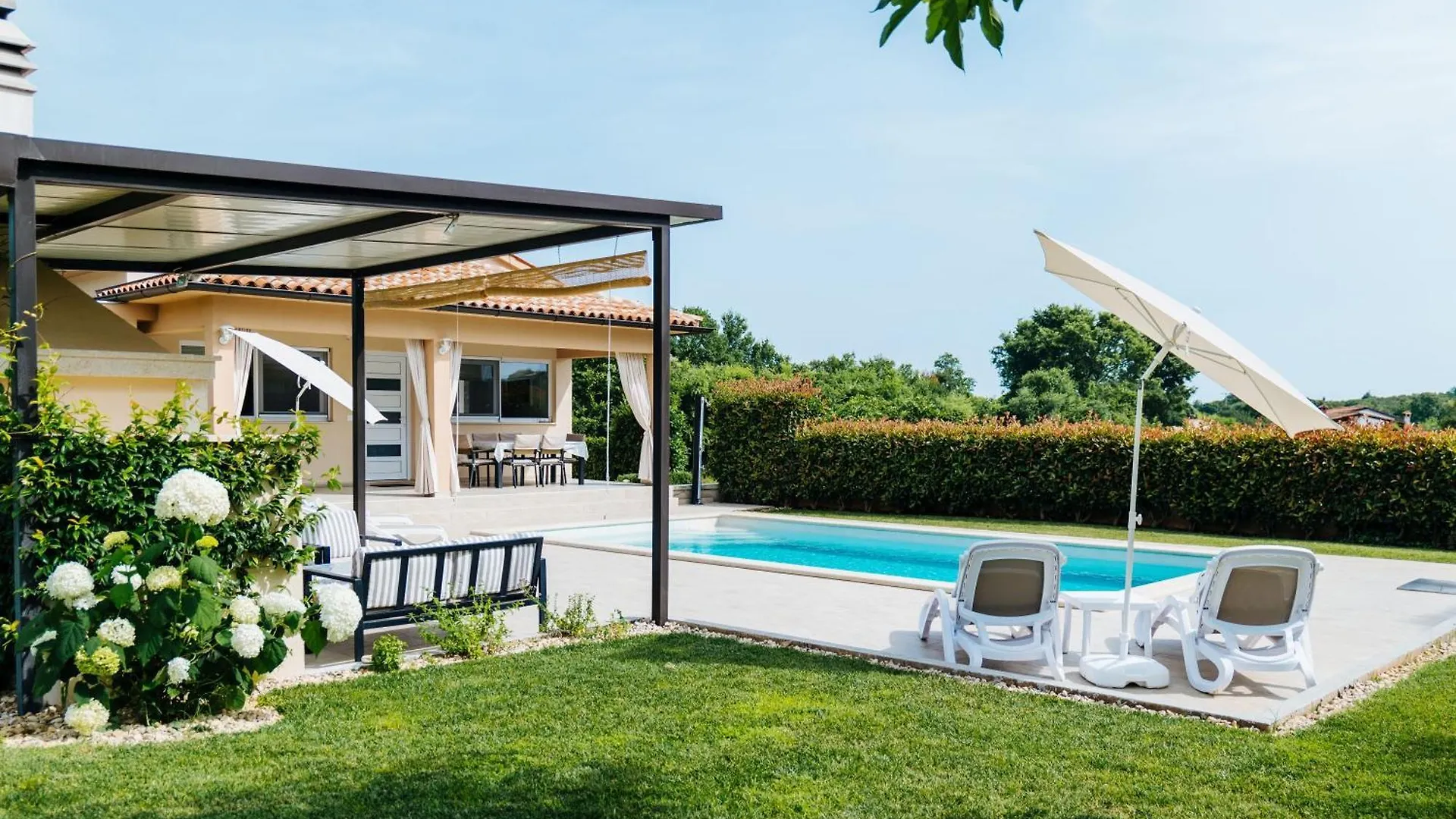 Villa Mila 罗维尼